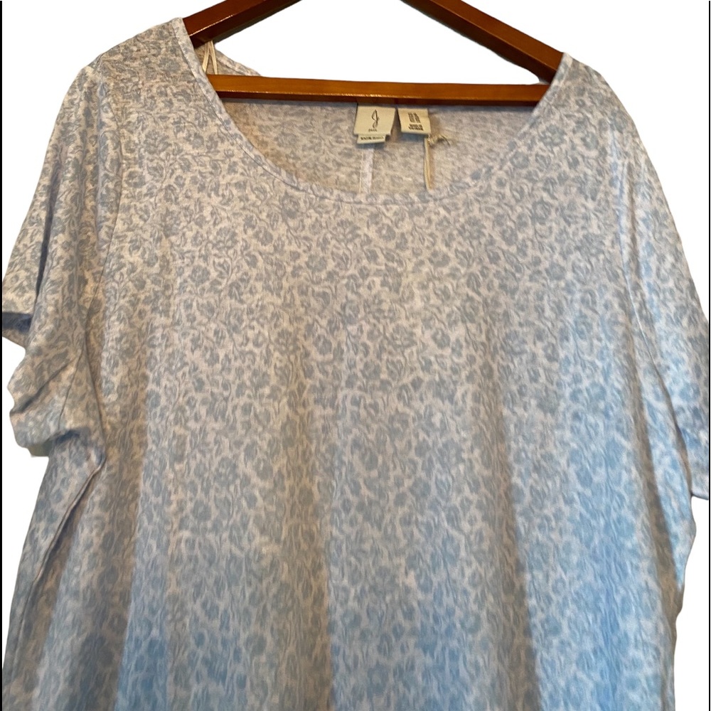 Joie 100% Linen Short Sleeve Blue and White Floral Top